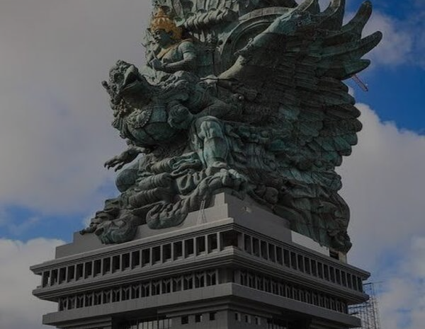  Garuda Wisnu Kencana (GWK)